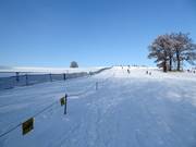 Blick auf Lift und Piste
