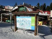 Informationstafel beim Hotel Rila