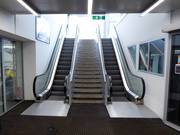 Vom modernen Skikeller direkt auf die Pisten