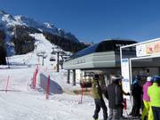 Pra di Tori - 4er Hochgeschwindigkeits-Sesselbahn (kuppelbar) mit Abdeckhauben