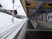 Das neue Grindelwald Terminal: von Bahn und Bus barrierefrei in die Gondeln