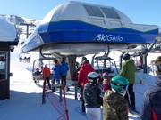 Vestliaheisen Express - 4er Hochgeschwindigkeits-Sesselbahn (kuppelbar)