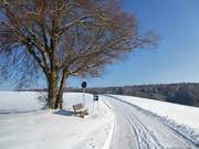 Anfahrt zum Skilift in Landsberied