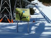Wegweiser im Skigebiet