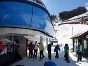 Gvozdac - 6er Hochgeschwindigkeits-Sesselbahn (kuppelbar) mit Abdeckhauben und Sitzheizung