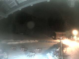 Piste et terrasse de L´Auberge des Glaciers