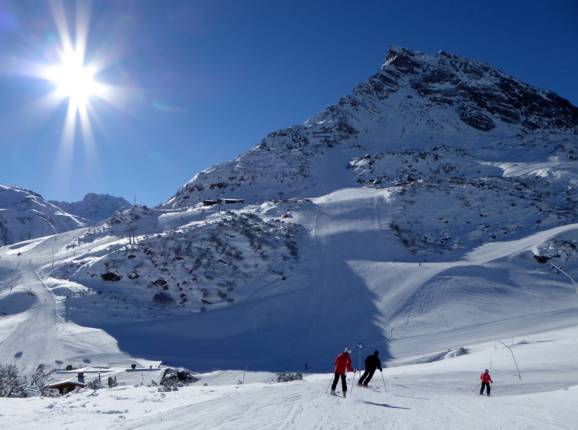 Das Skigebiet Silvapark Galtür unterhalb der Ballunspitze